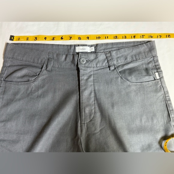 ONIA Men's Gray Linen blend Flat Front Shorts size 31 - Picture 9 of 12